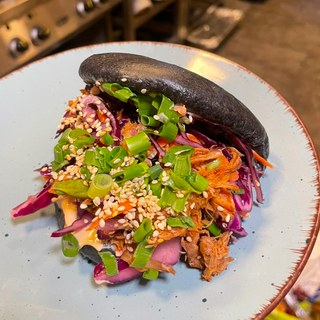 Bułeczki bao z szarpaną wieprzowiną