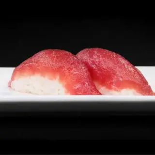 33. Nigiri maguro - 2 pezzi