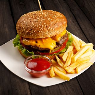 Бургер BBC (250 гр.) + (100 гр.) картофель фри