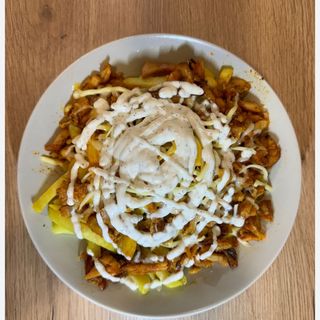 Ración de pedrata patatas con pollo