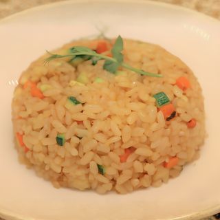 256. Riso saltato con verdure