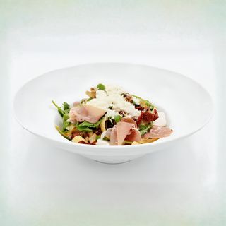 Tagliatelle Crudo