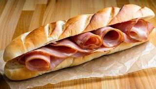 Panino con porchetta romana