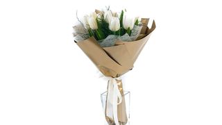 Buket od 11 belih lala