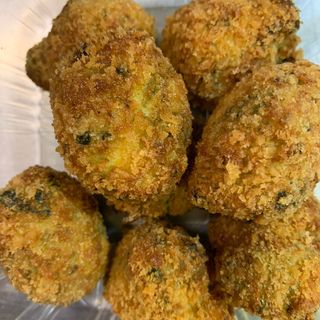 Croquetas De Espinacas Y Queso Azul