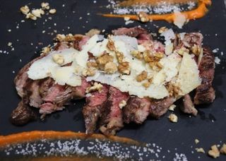 Tagliata pecorino noci e miele