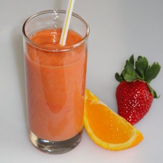 Zumo Naranja y Fresa