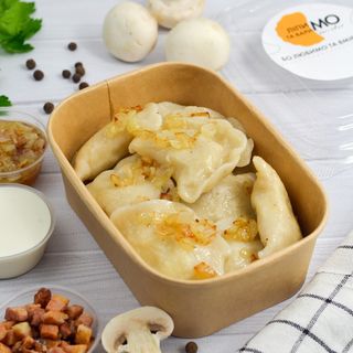 Вареники з картоплею та грибами (260/40г)