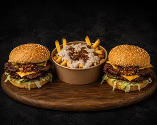 2X Wolf double smash burgers i wolf fries