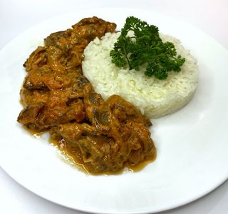 Біфстроганов з телятиною та рисом (200/250г)