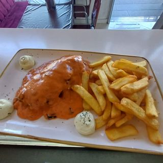 Cordon Blue Con Salsa Yasmin