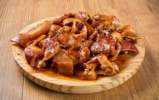 Orecchie di maiale marinate