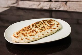 Crescione - Mozzarella, pomodoro e prosciutto cotto o crudo