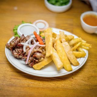 Spicy Gizzards With Fries