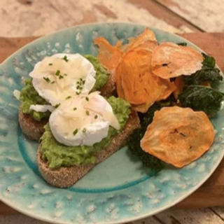 Avo & Egg Toast