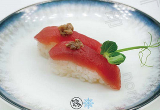 73. Nighiri tonno tartufo