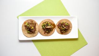 Tuna spicy tacos
