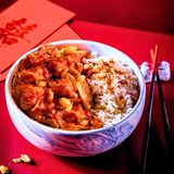 Tazón De Arroz Con Pollo Kung Pao