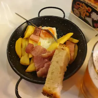 Huevos Con Jamón Serrano
