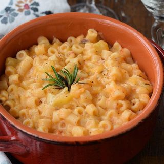 Pasta patate e provola 