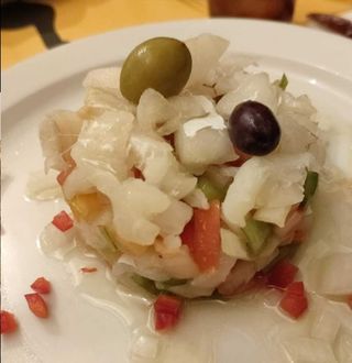 Esqueixada De Bacalao