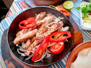 Fajitas cu carne de porc