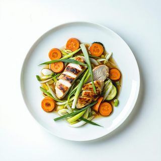 Pollo con zenzero e cipolline