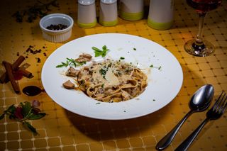 Tagliatelle cu hribi si parmezan 