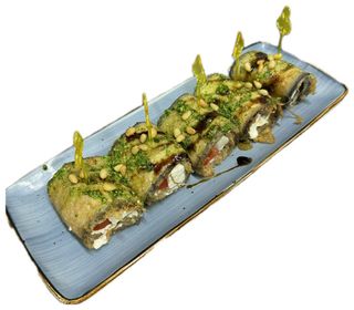 Рулетики из баклажан