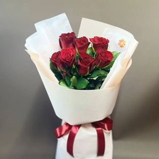 Букет из 7 красных роз