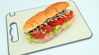 Sendvič sa šunkom i kačkavaljem