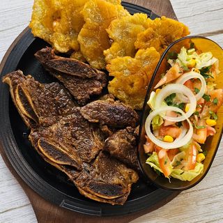 Churrasco con patacones