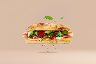 Schiacciata z prosciutto crudo