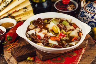 D7-ძროხის ხორცი სოიოს სოუსში შავი პილპილით