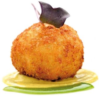 croqueta de pollo al curry