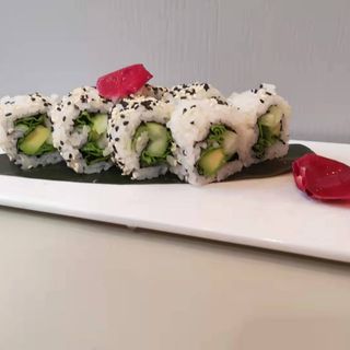 148. Uramaki Vegetariano 8 pezzi