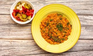 Iahnie de fasole cu muraturi asortate