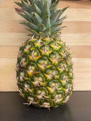 Ananas via aerea al pezzo