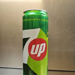 Lata 7up 