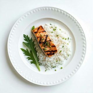 Menú De Pescado Y Arroz