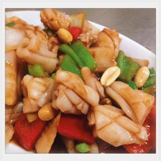 Calamares Al Estilo Kun Pao