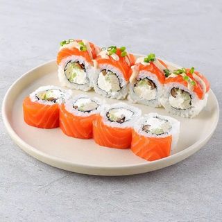 Рол Філадельфія з трюфельним соусом (300г)