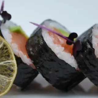 Futomaki sake
