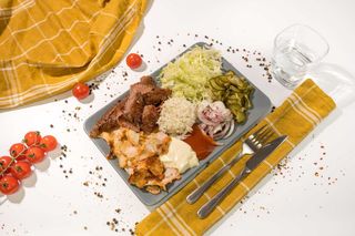 Shaorma mixta farfurie