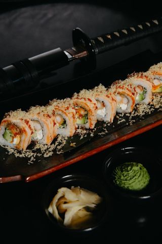 Ролл семга с креветками темпура (350гр) New