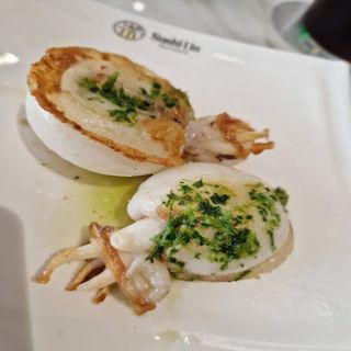 78 Sepia A La Plancha Con Perejil (3 Pzs.)