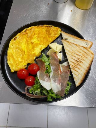 ԻՏԱԼԱԿԱՆ ՆԱԽԱՃԱՇ