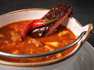 Бограч з реберцями