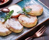 Papanasi din branza de vaci cu stafide