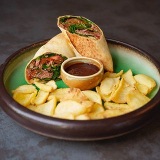 ТОРТИЛА С ДЪРПАНО ТЕЛЕШКО (300г)